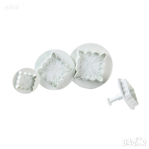 4 назъбени квадрати квадрат рамка с орнаменти с бутало пластмасови резци за сладки бисквитки фондан , снимка 1