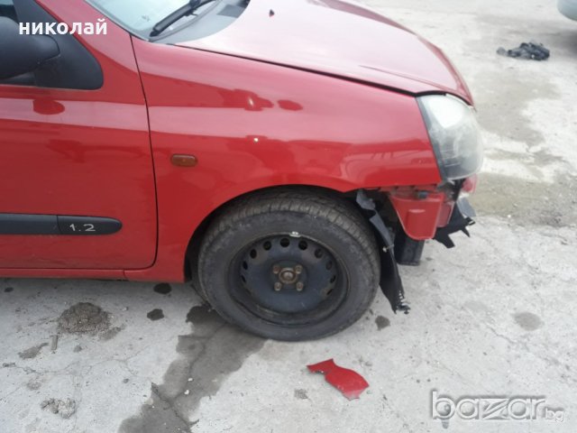 Рено Clio 2003 година, снимка 8 - Автомобили и джипове - 20690670