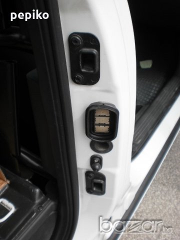 Продавам пикап ОПЕЛ КОМБО 2009г.перфектен, снимка 6 - Автомобили и джипове - 20895343