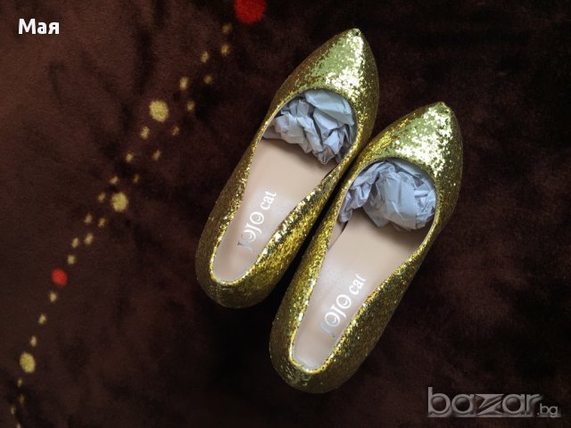 Златни обувки с ток. Размер 35, снимка 3 - Дамски обувки на ток - 13940373