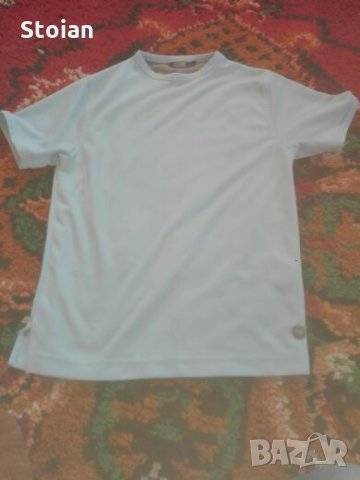 Тениска, снимка 1 - Тениски - 24035179