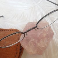 Немски нови очила за четене +3,0 диоптъра с шарнир и калъф естествена кожа мъжки/дамски, снимка 1 - Слънчеви и диоптрични очила - 24605601