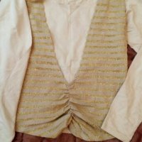 Ефектна блуза, снимка 1 - Блузи с дълъг ръкав и пуловери - 22946694