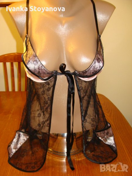 Продавам нова нощничка Victoria's secret размер 34D, снимка 1