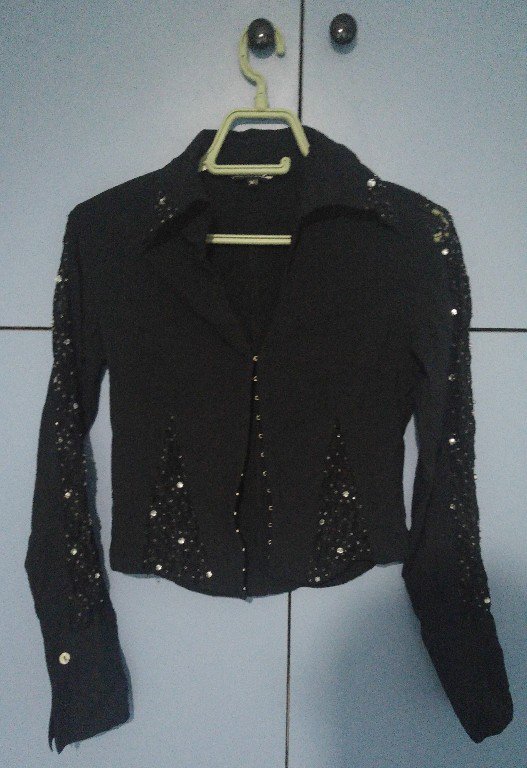 Черна риза с дантела и камъчета в Ризи в гр. Русе - ID16866887 — Bazar.bg