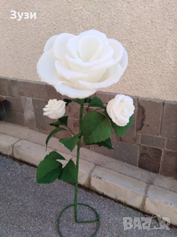 Гигантски рози от хартия, снимка 7 - Изкуствени цветя - 25247297
