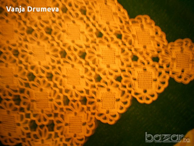 ръчно изплетено каре на една кука, снимка 2 - Декорация за дома - 12834417