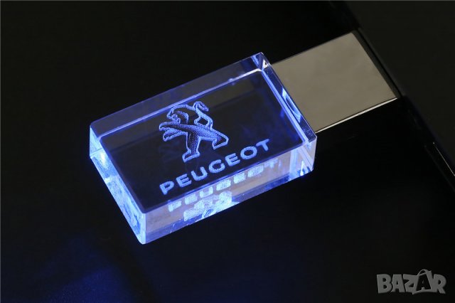 Светеща флашка с лого Пежо, снимка 2 - Аксесоари и консумативи - 22337117