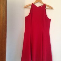 Червена рокля, снимка 2 - Рокли - 22775347