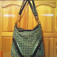 Чанта дамска от дънков плат със кожени мотиви, снимка 2 - Чанти - 14485084