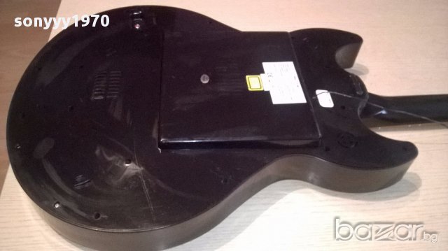 Китара-черна-102/39/9см-с цд и тунер, снимка 10 - Китари - 16228729