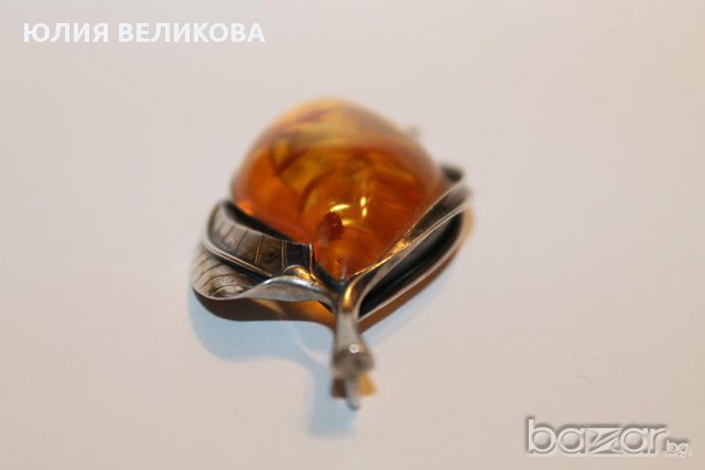 Сребърна висулка с естествен кехлибар, снимка 4 - Колиета, медальони, синджири - 18021237