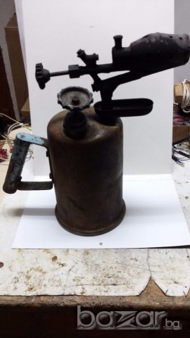 Бензиновa лампa