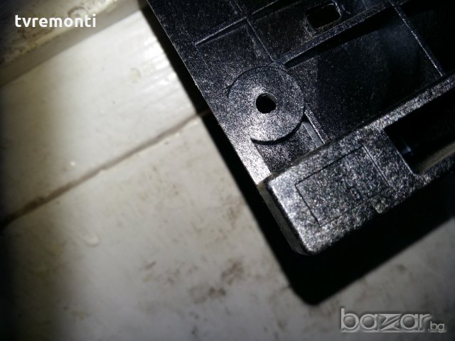 TV стойка Bn61-07084x Ue32d5520 Ue32d5000, снимка 3 - Стойки, 3D очила, аксесоари - 21215116