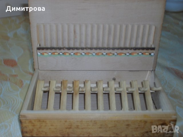 Продавам чисто нова дървена кутия за цигари, снимка 4 - Подаръци за мъже - 22352310