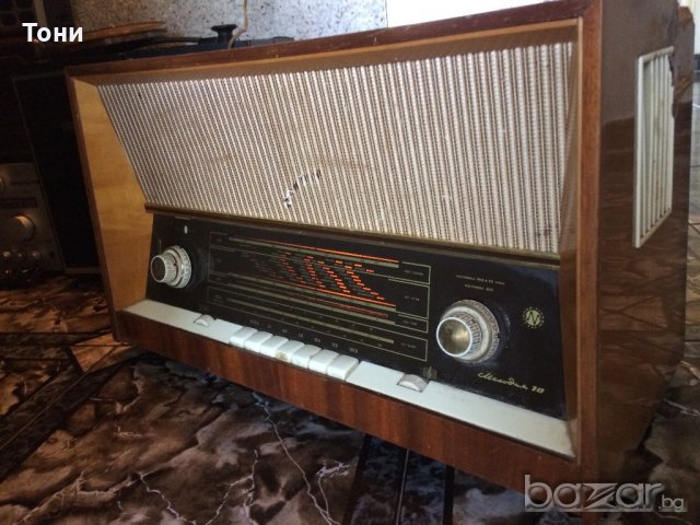 Радио ''МЕЛОДИЯ 10'', снимка 7 - Плейъри, домашно кино, прожектори - 18967261