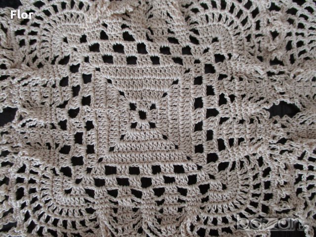 Каре, плетено на една кука, снимка 3 - Декорация за дома - 16371654