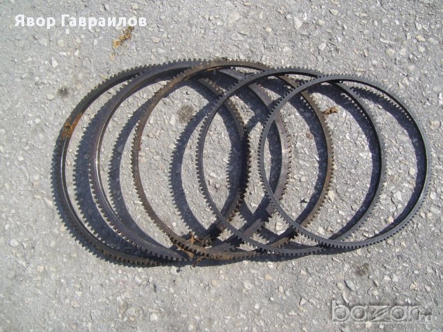 продавам венец маховик уаз