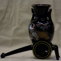 Стара декоративна вазичка, снимка 1 - Други - 21463394