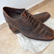 Оригинални италиански обувки Bugatti, снимка 2 - Ежедневни обувки - 16236284