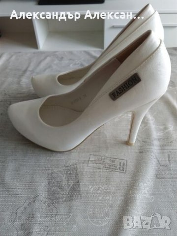 Дамски обувки