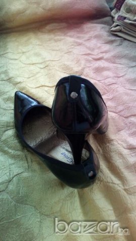 Черни лачени обувки - нови, снимка 4 - Дамски обувки на ток - 19334668