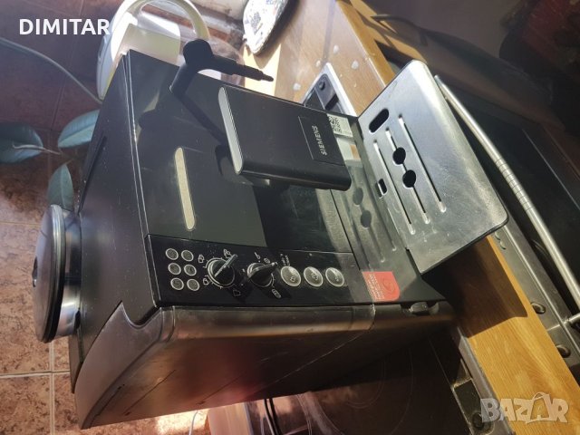 Кафе машина Siemens iq5, снимка 3 - Кафемашини - 22572570