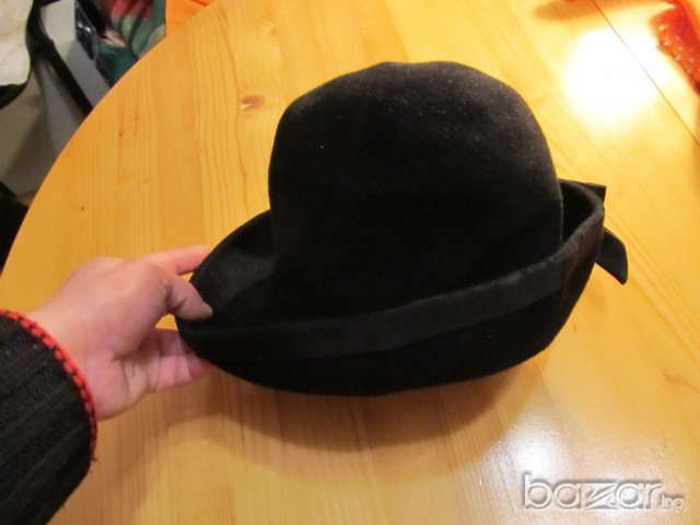 Бутикова колекционерска шапка  JBIS  78 The Mayers OSLO за вас дами !