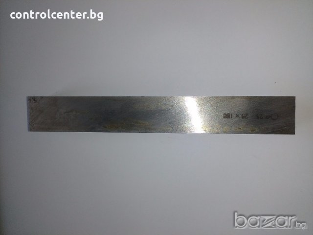 Кобалтов нож 25 х 25 х 180 мм.