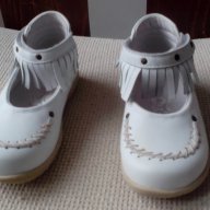 Продавам фирмени детски обувки от естествена кожа, снимка 1 - Детски маратонки - 11654945
