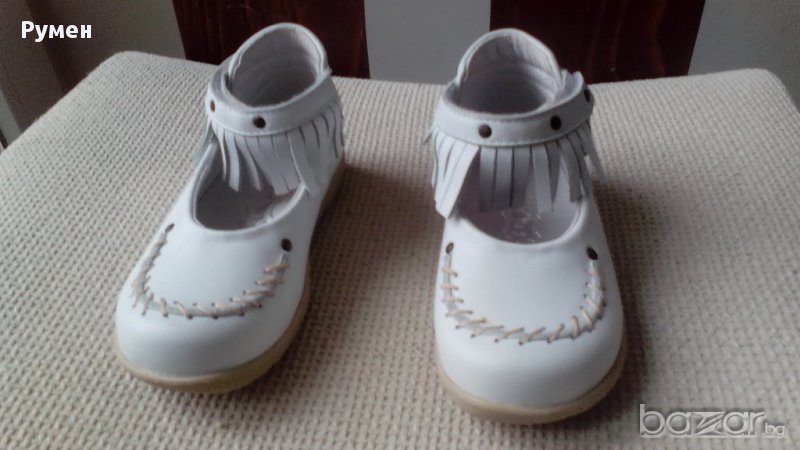 Продавам фирмени детски обувки от естествена кожа, снимка 1