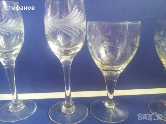 Три вида по четири чаши за концентрат стъклени от едно време, снимка 12 - Чаши - 24084318