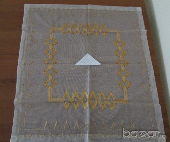 Ръчно бродирани карета върху тюл (ново), снимка 4 - Пана - 16395024