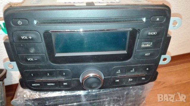 Продавам Оригинално си ди радио USB BLUETOOTH  Дачия 2016г / модела с голям дисплей, снимка 3 - Части - 23384469