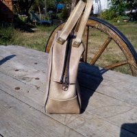 Дамска чанта, снимка 2 - Антикварни и старинни предмети - 19264045