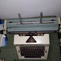 Пишеща машина "Роботрон 20" ГДР, латиница, снимка 2 - Друго - 23870722
