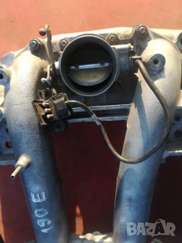 Смукателен колектор с дроселова клапа за Mercedes-Benz(Мерцедес-Бенз) 190 W201 2.0i, снимка 2 - Части - 24385490