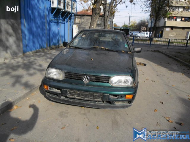 Фолксваген Голф 1.8 куб.90к.с. на части!