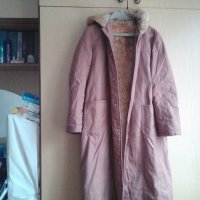 продавам памучно дамско палто с качулка и с движеща се подплата, снимка 1 - Палта, манта - 25034724