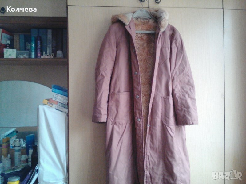 продавам памучно дамско палто с качулка и с движеща се подплата, снимка 1