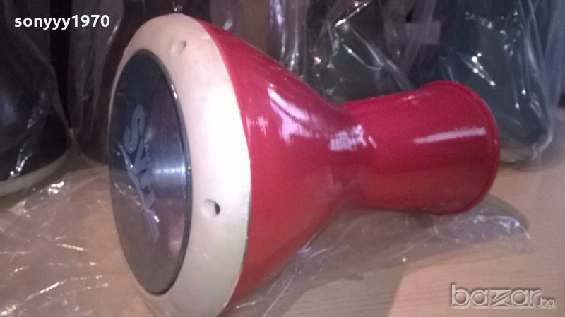 RED BASS-маркова червена тарамбука-нова от сирия 40х25см, снимка 1