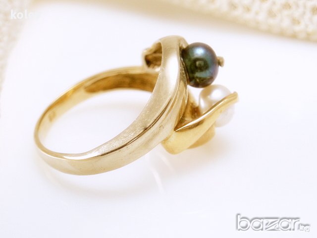Златен пръстен с черна и бяла перла 4.32 грама, размер №54, снимка 4 - Пръстени - 11214114