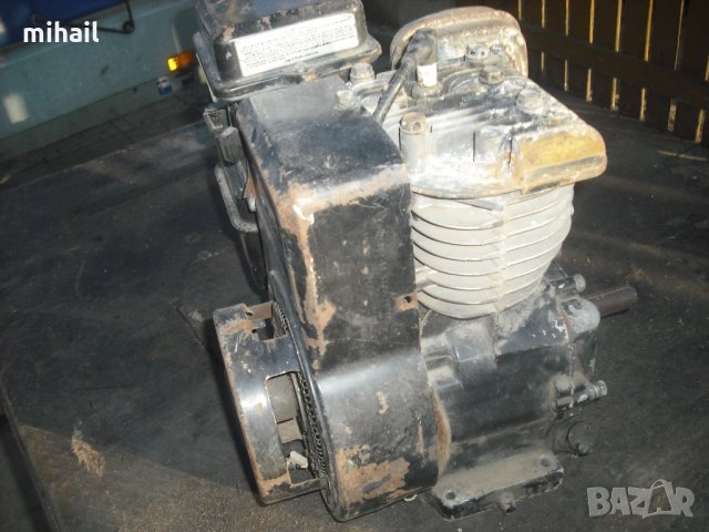 Двигател Briggs & Stratton  на части, снимка 5 - Градински инструменти - 24815156