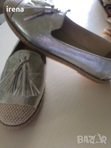 Сребърни обувки, снимка 3 - Дамски ежедневни обувки - 25944033