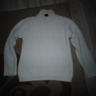 Дебел пуловер, снимка 1 - Блузи с дълъг ръкав и пуловери - 13959297