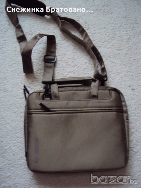 Маркова чанта за таблет или лаптоп, снимка 1