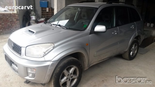 на части Toyota RAV 4 2.0D4D, снимка 2 - Автомобили и джипове - 12811035