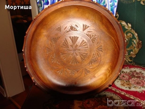 Дърворезба красива чиния за стена