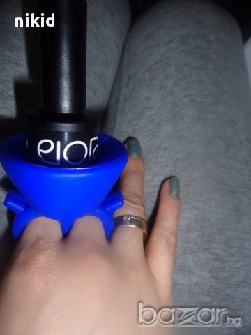 супер удобен държач пръстен за шише лак поставка силиконов, снимка 6 - Продукти за маникюр - 14815440