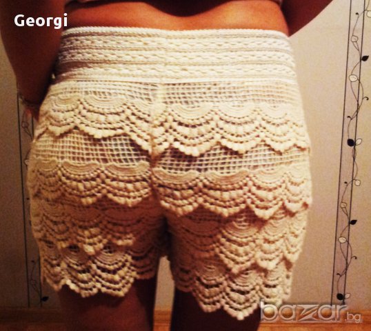 Дантелени панталонки.Намалени!, снимка 8 - Къси панталони и бермуди - 8320094